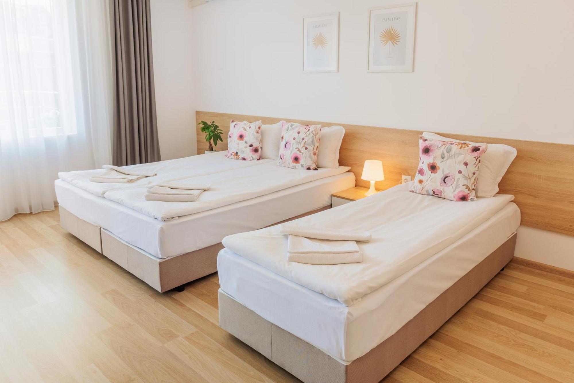 Flora Studios Sarafovo Burgas Екстер'єр фото
