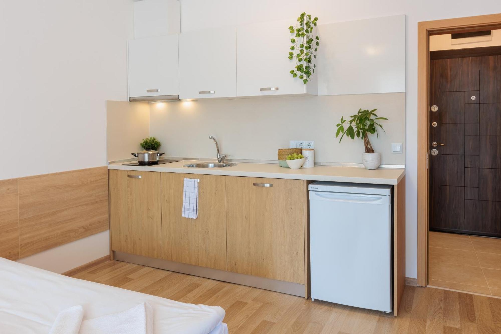 Flora Studios Sarafovo Burgas Екстер'єр фото