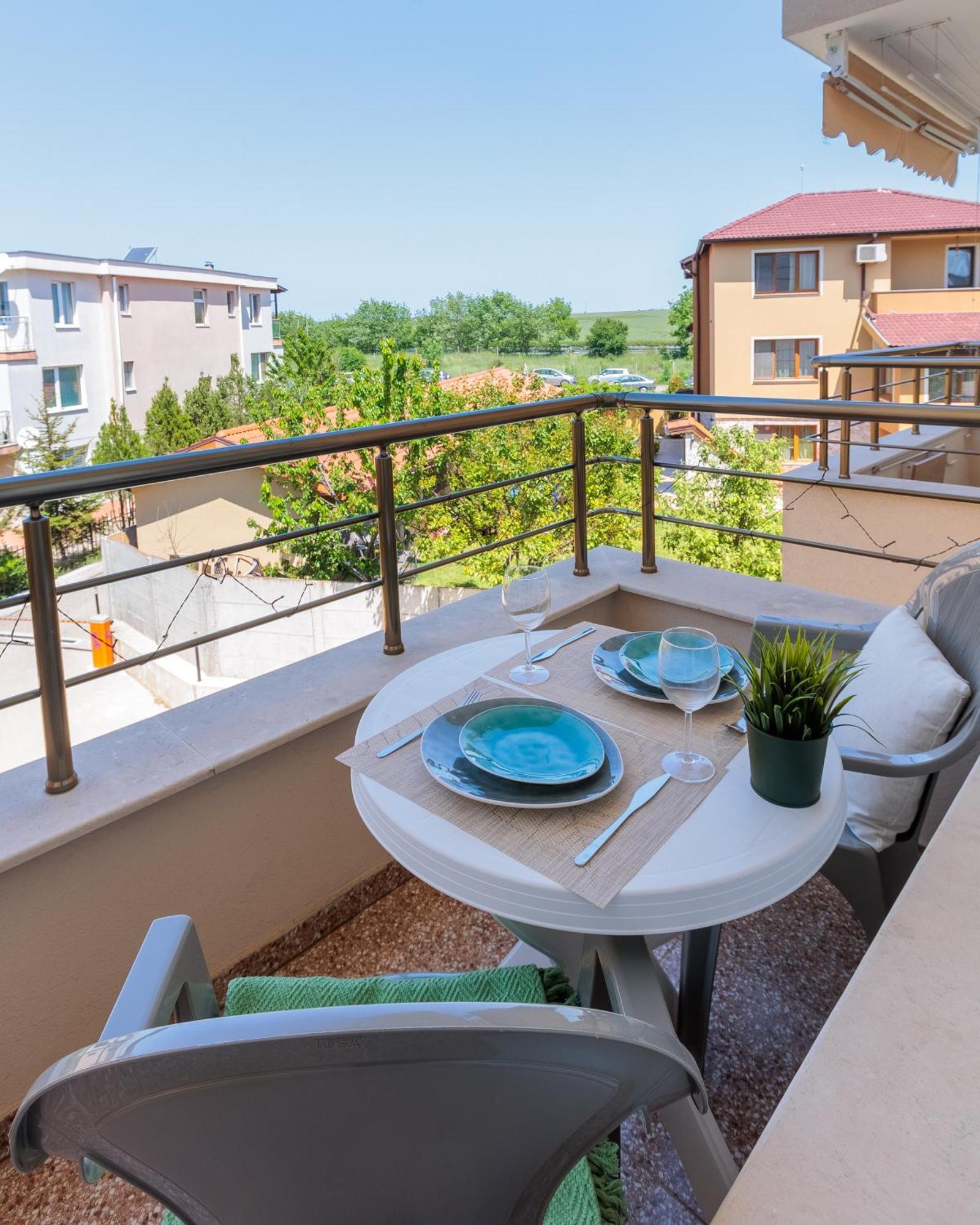 Flora Studios Sarafovo Burgas Екстер'єр фото